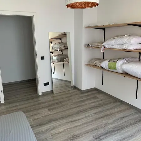 Apartman Gemutliche 3zkb Erdgeschosswohnung Mit 2 Balkonen Lampertheim